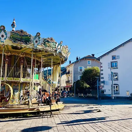 Blue Dream! Pedestrian Center Near And