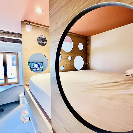 Blue Dream! Pedestrian Center Near And